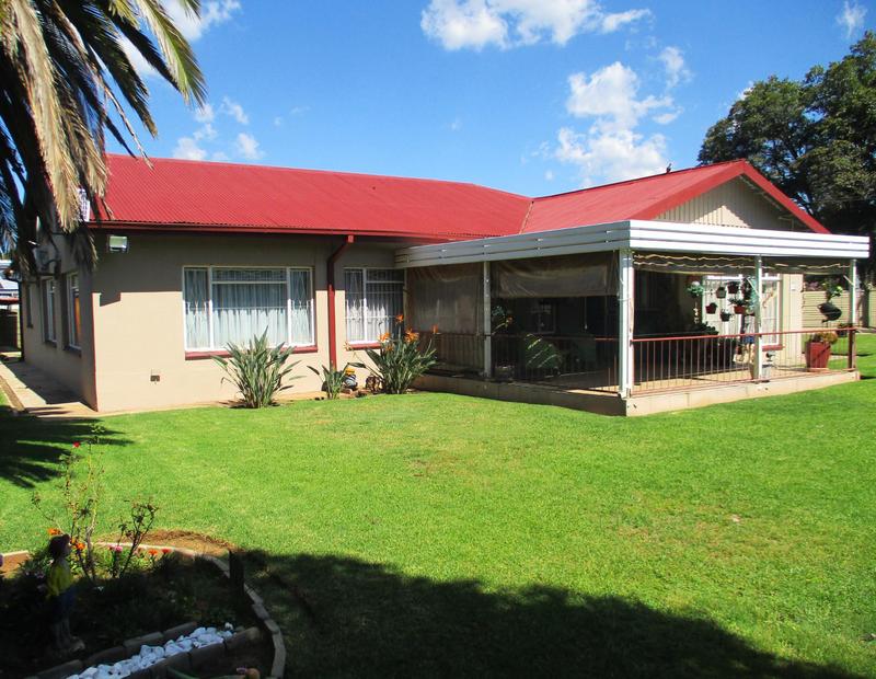 4 Bedroom Property for Sale in Hospitaalpark Free State
